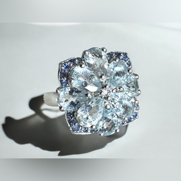 🩵Aquamarine💙Sapphire🤍Topaz Sterling Silver Ring (5.25) - Picture 2 of 15
